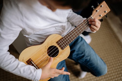 李志《梵高先生吉他谱》-C调-酷音小伟吉他教学